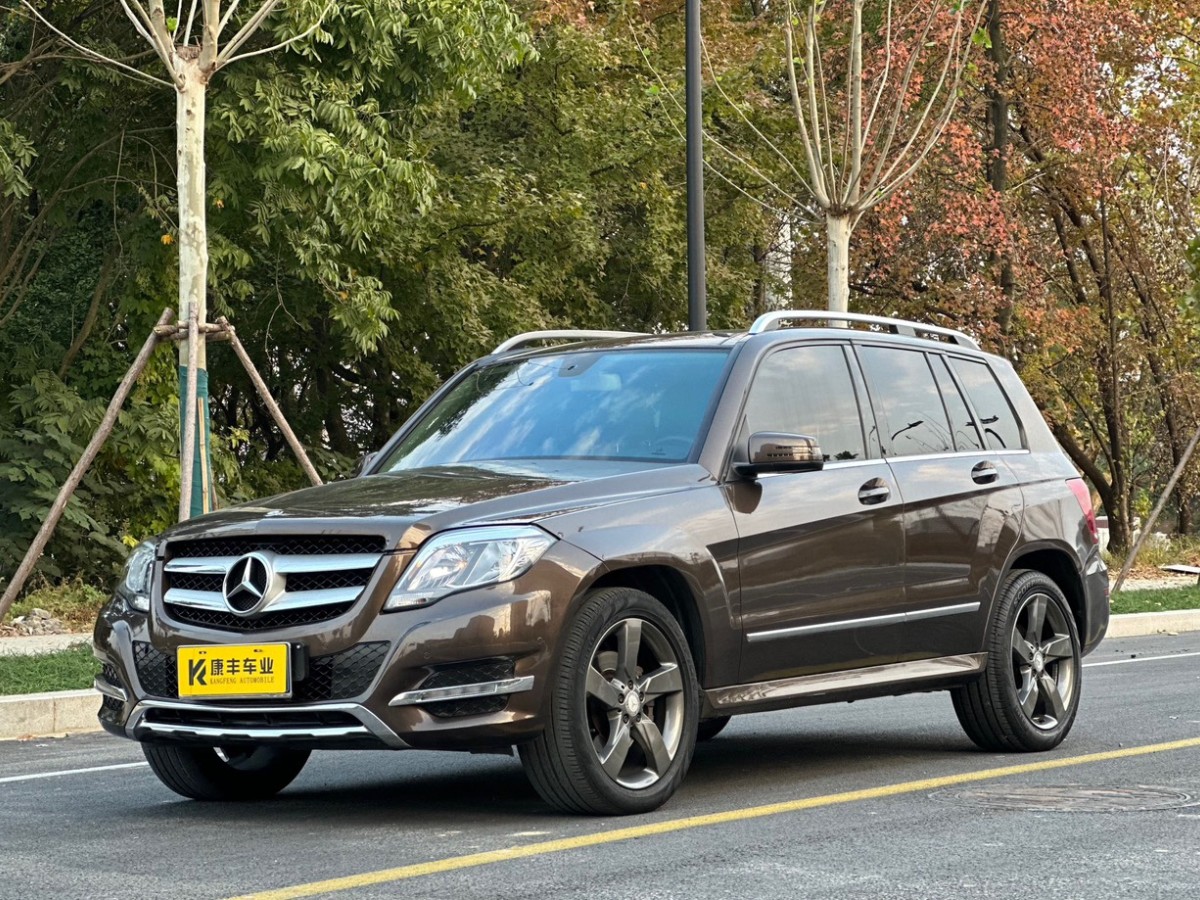 2013年12月奔驰 奔驰GLK级  2013款 GLK 300 4MATIC 动感天窗型