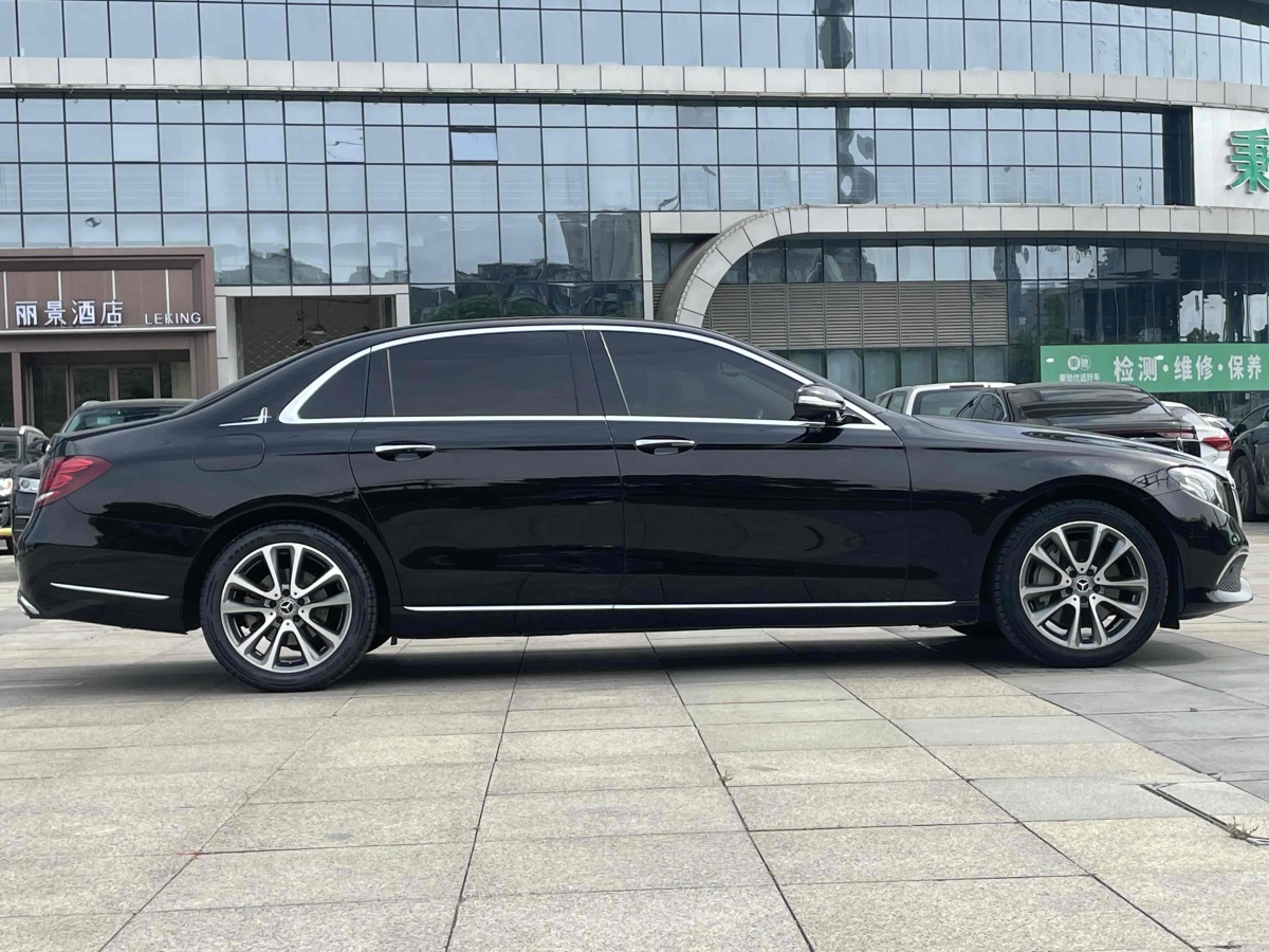 2018年11月奔馳 奔馳E級(jí)  2019款 改款 E 300 L 時(shí)尚型