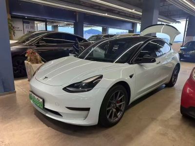 2023年1月 特斯拉 Model S 三電機(jī)全輪驅(qū)動(dòng) Plaid版圖片