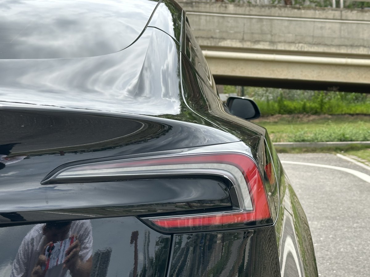 2024年1月特斯拉 Model 3  2023款 煥新版 后輪驅(qū)動(dòng)