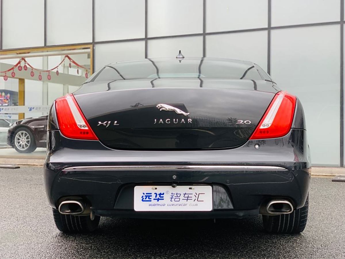 捷豹 XJ  2013款 XJL 3.0 SC 全景商務(wù)版圖片