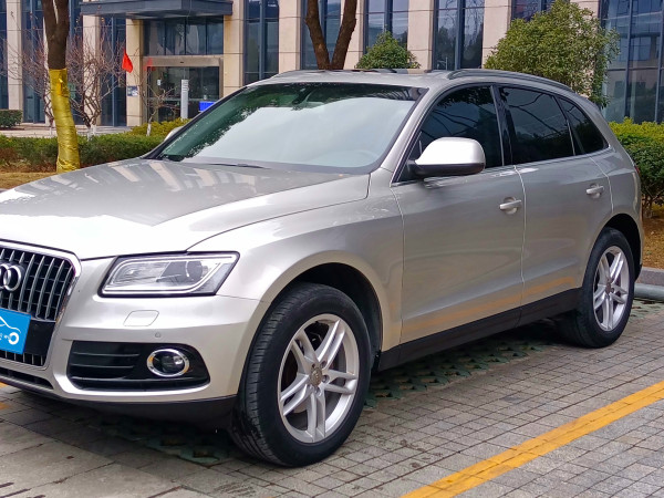 奥迪 奥迪Q5  2013款 40 TFSI 技术型