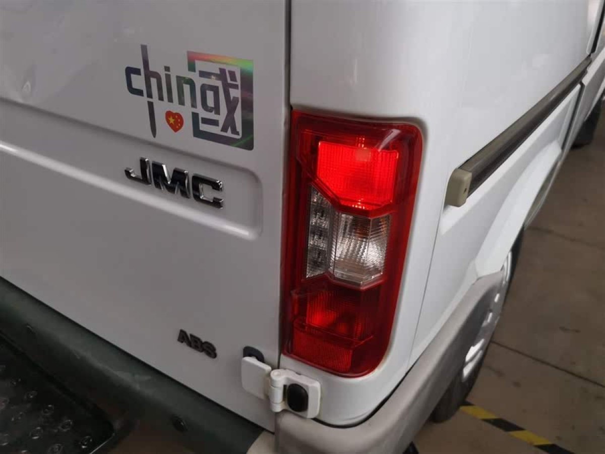 江鈴 特順  2017款 2.8T商運型短軸中頂6/7/8座JX493圖片