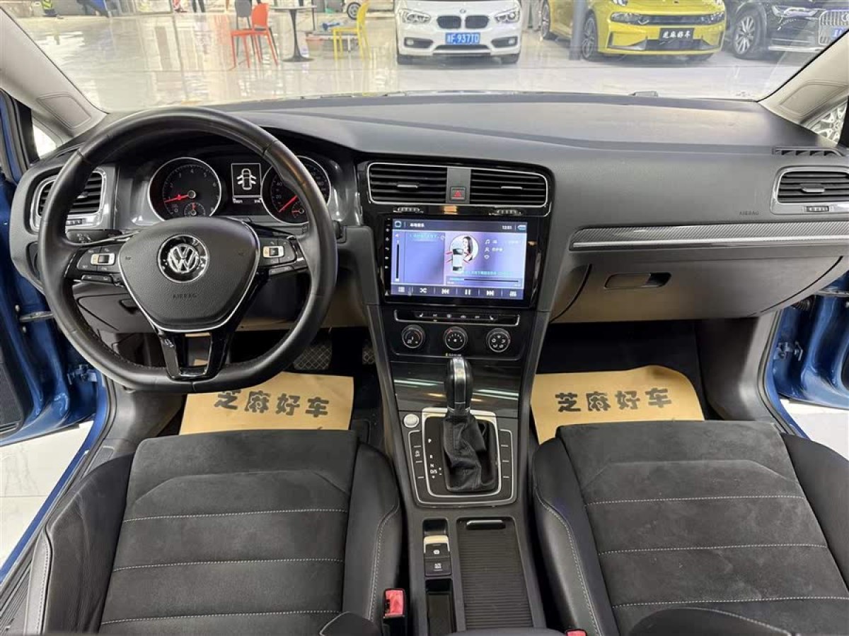 大眾 高爾夫  2018款 230TSI 自動(dòng)豪華型圖片