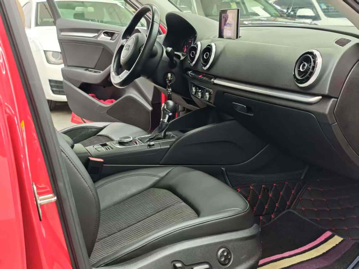 奧迪 奧迪A3  2014款 Sportback 40 TFSI S line 舒適型圖片