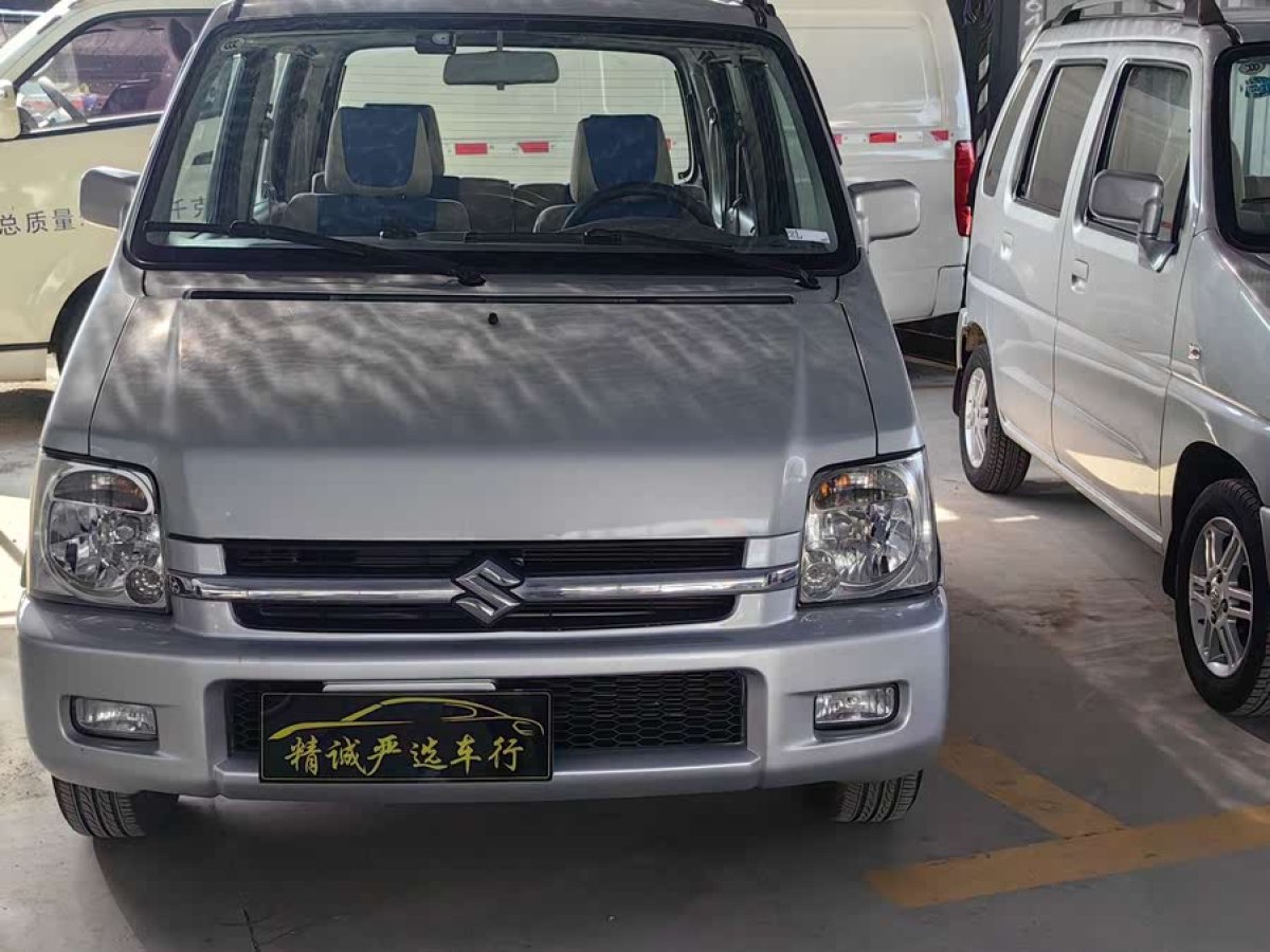鈴木 北斗星  2012款 全能版 1.4L 手動VVT標(biāo)準(zhǔn)型 國V圖片