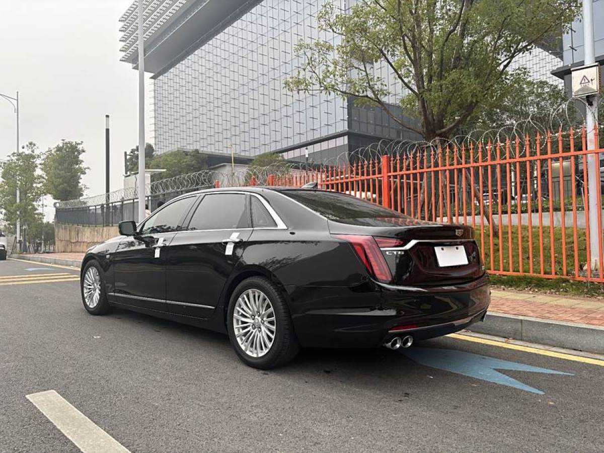 凱迪拉克 CT6  2019款 28T 豪華型圖片