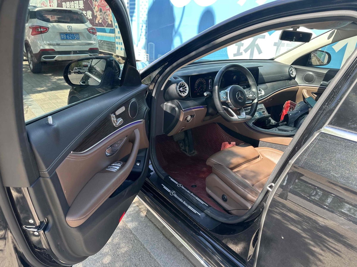 奔驰 奔驰E级  2019款 E 260 L 运动型图片