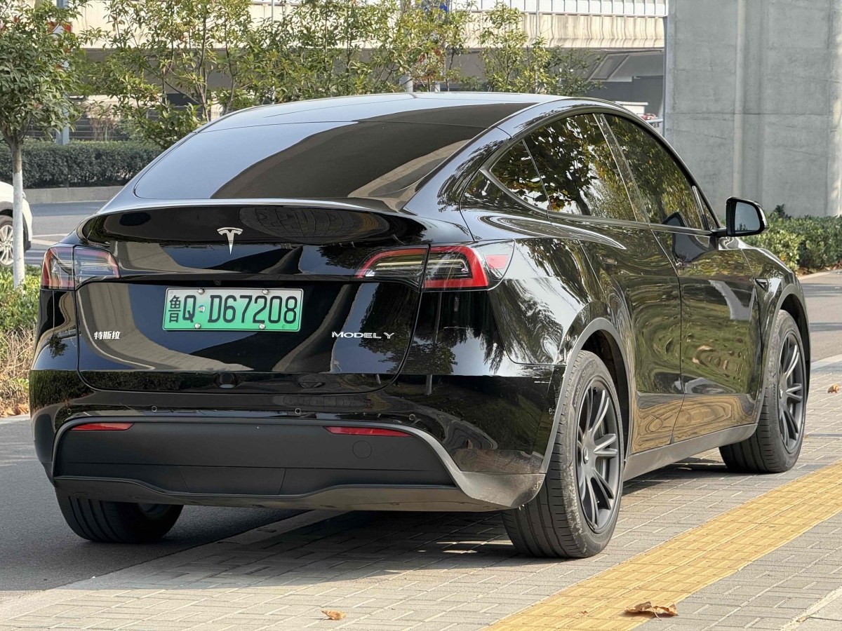 特斯拉 Model 3  2021款 改款 標準續(xù)航后驅(qū)升級版圖片