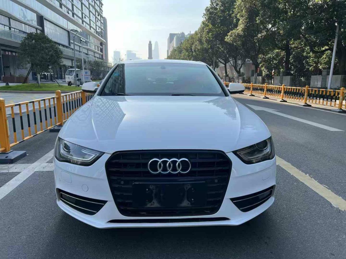 奧迪 奧迪A4L  2015款 A4L 1.8TFSI 30TFSI 舒適型圖片