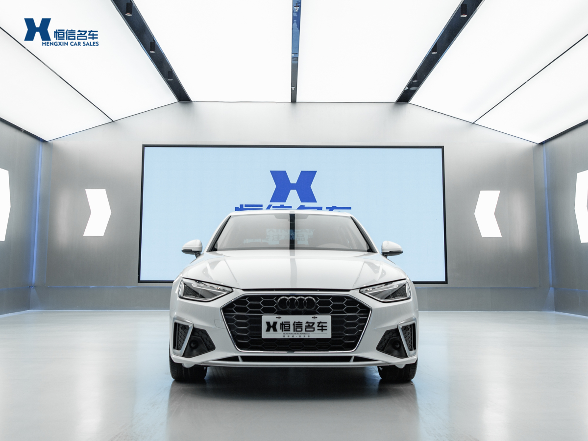 奧迪 奧迪A4L  2020款 40 TFSI 豪華動感型圖片