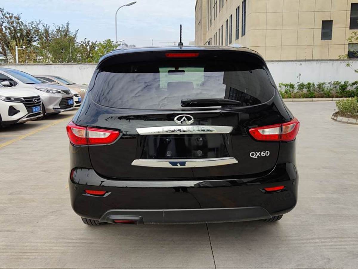 2015年6月英菲尼迪 QX60  2020款 2.5 S/C Hybrid 兩驅(qū)卓越版 國VI