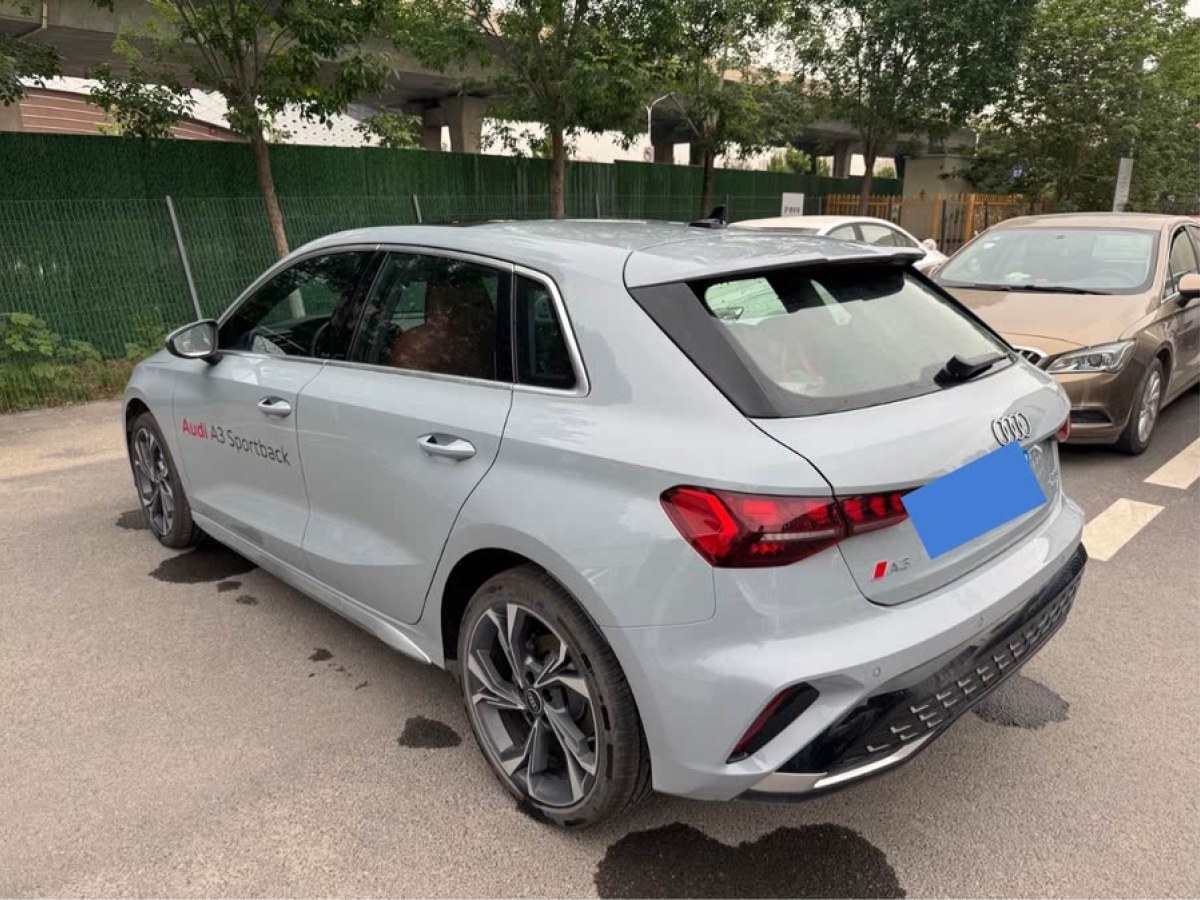 奧迪 奧迪A3  2025款 Sportback 35TFSI 飛馳尊享型圖片