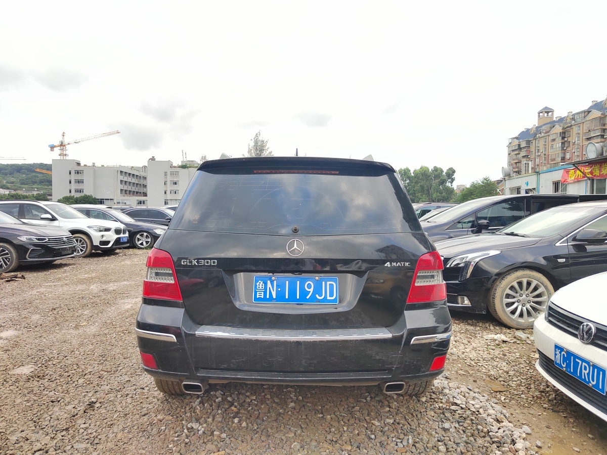 2010年10月奔馳 奔馳GLK級  2010款 GLK 300 4MATIC 時尚型