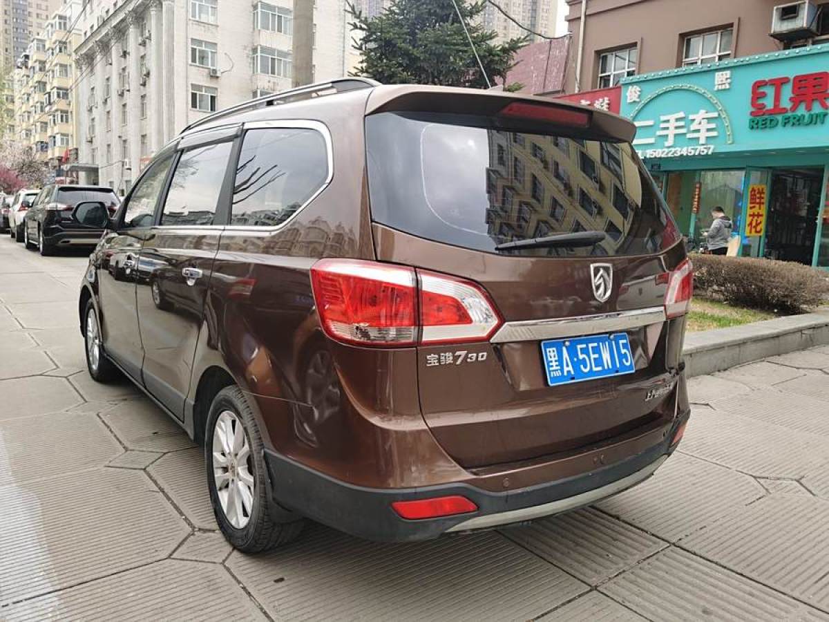 寶駿 730  2014款 1.5L 手動(dòng)舒適型 7座圖片