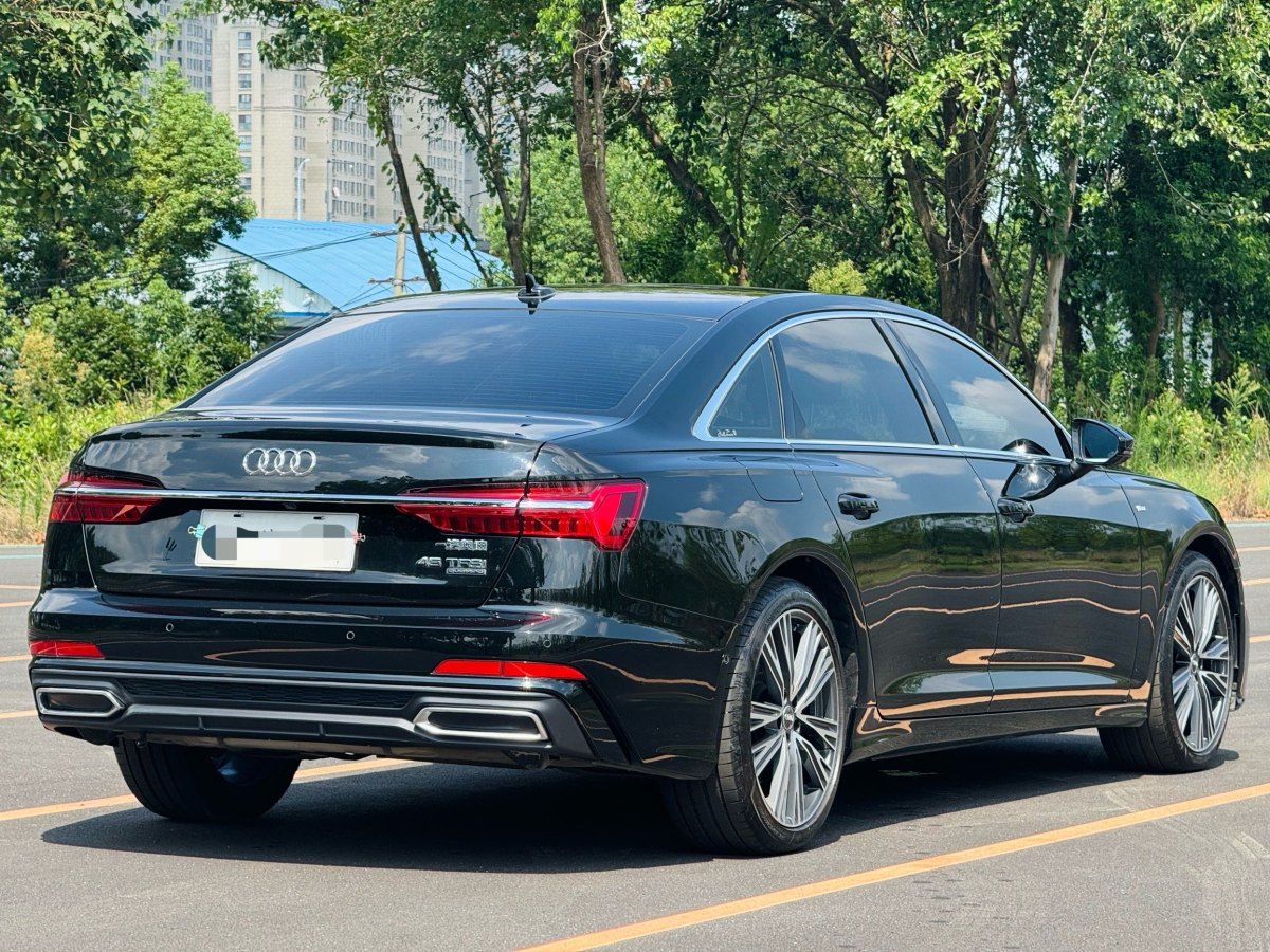 奧迪 奧迪A6L  2021款 45 TFSI quattro 臻選動(dòng)感型圖片