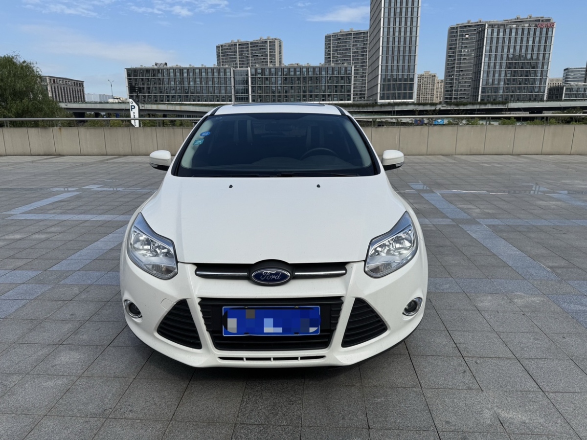 福特 ?？怂? 2012款 兩廂 1.6L 自動(dòng)舒適型圖片