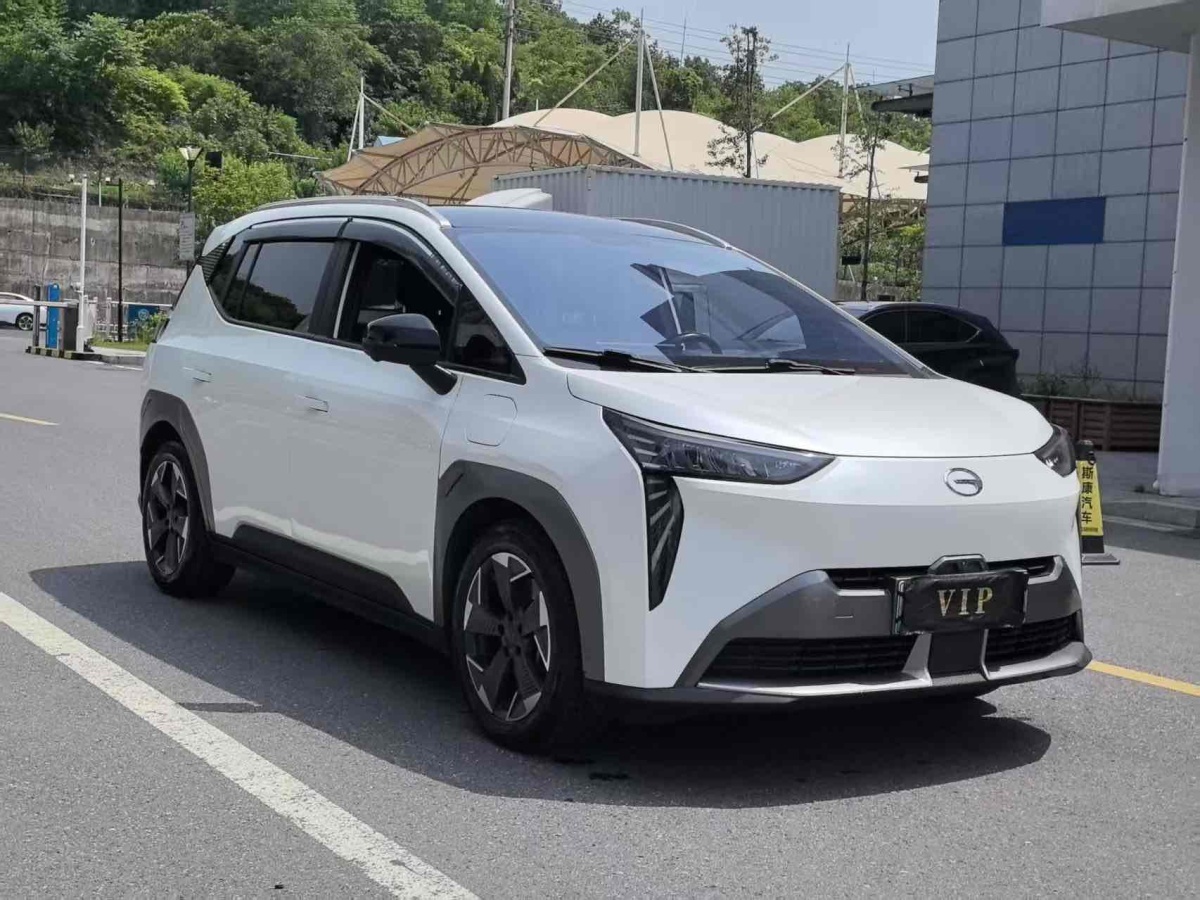 埃安 AION Y  2022款 80 超長(zhǎng)續(xù)航版圖片