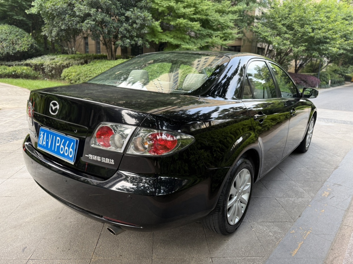 馬自達(dá) 馬自達(dá)6  2013款 2.0L 自動(dòng)時(shí)尚型圖片