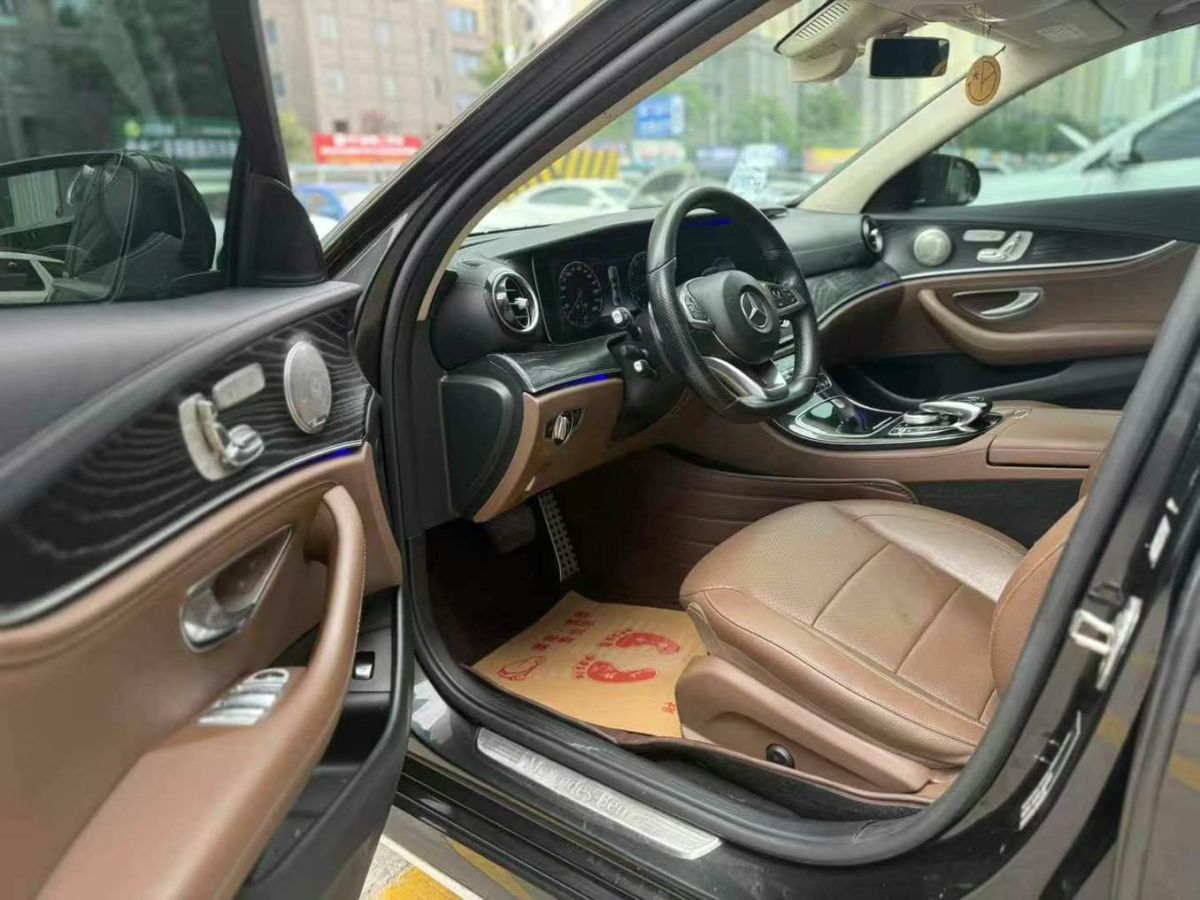 奔馳 奔馳E級  2017款 E 300 L 豪華型圖片