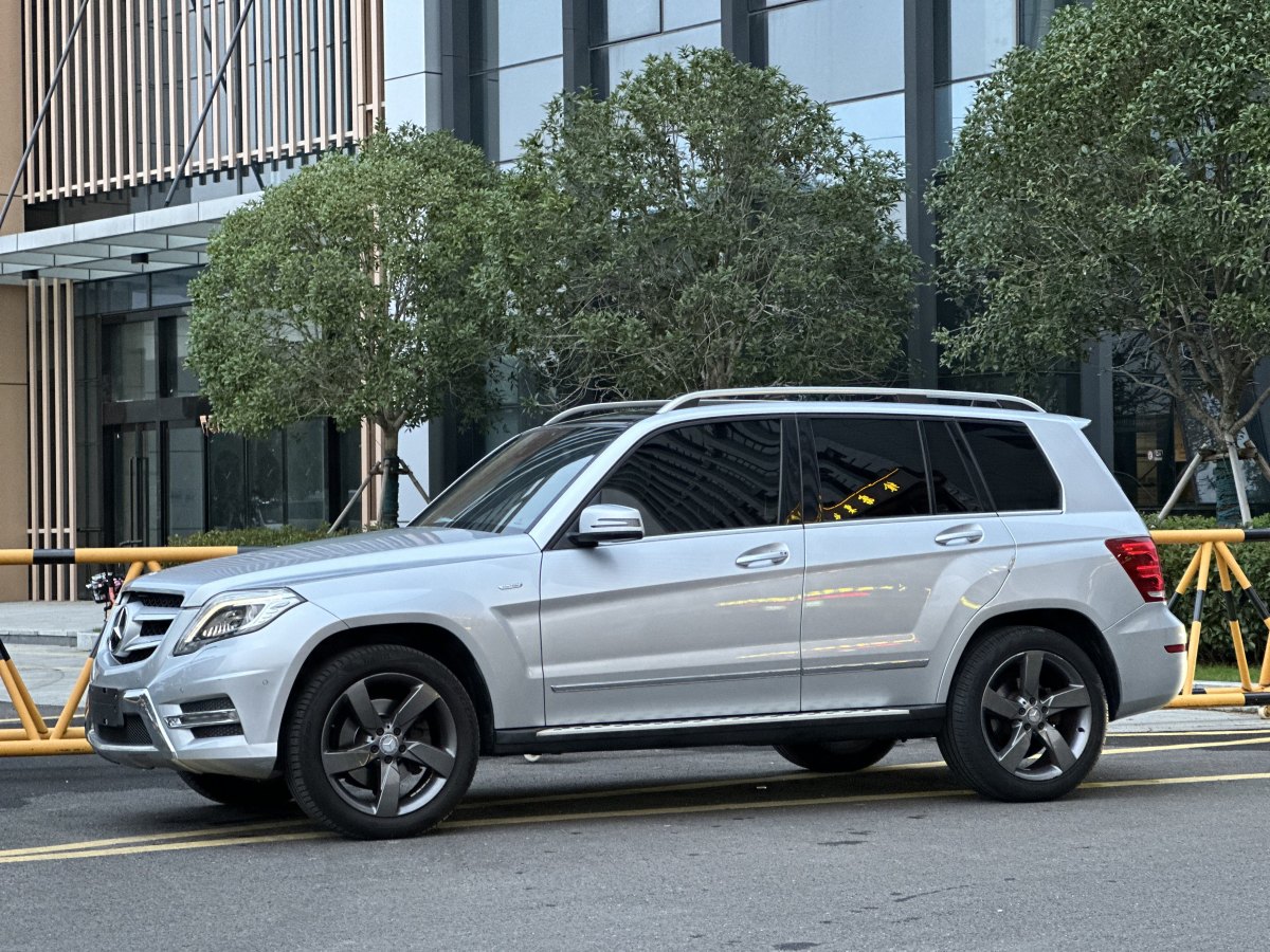 2016年1月奔馳 奔馳GLK級  2015款 GLK 260 4MATIC 時尚型 極致版