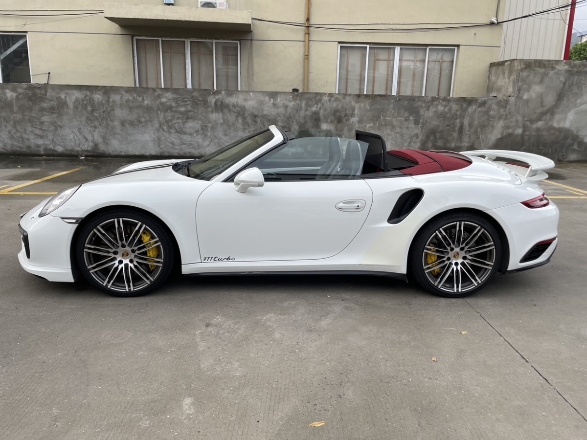 2014年5月保時(shí)捷 911  2014款 Turbo Cabriolet 3.8T