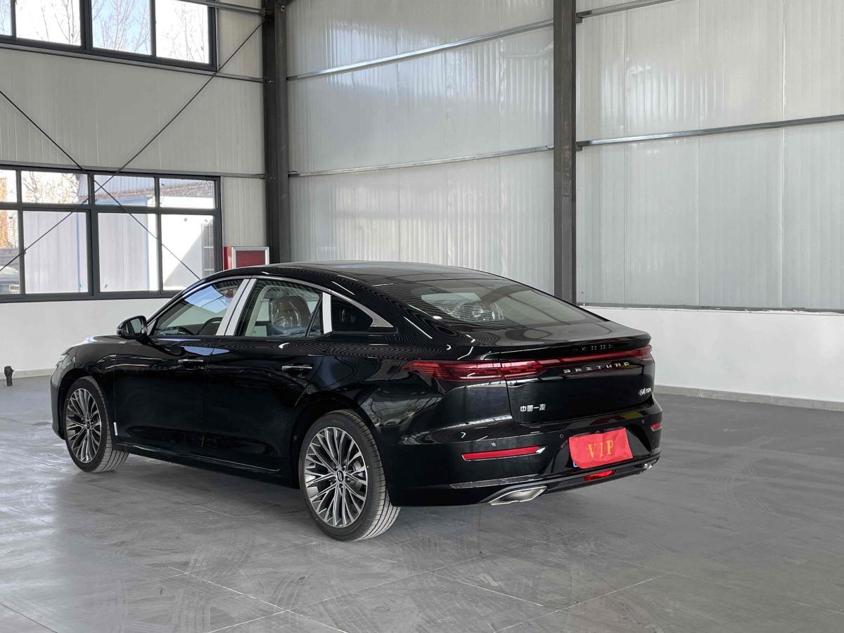 奔騰 B70  2024款 龍騰版 1.5T 領(lǐng)創(chuàng)型圖片
