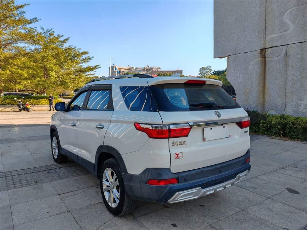 東風(fēng)風(fēng)光 S560  2018款 1.8L 手動都市型 7座圖片