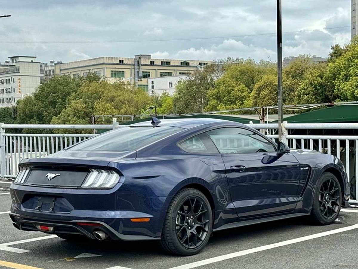 2022年4月福特 Mustang  2020款 2.3L EcoBoost