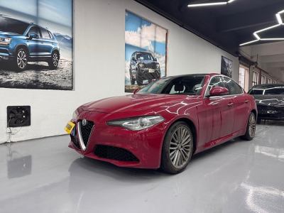 2017年6月 阿爾法·羅密歐 Giulia 2.0T 200HP 豪華版圖片