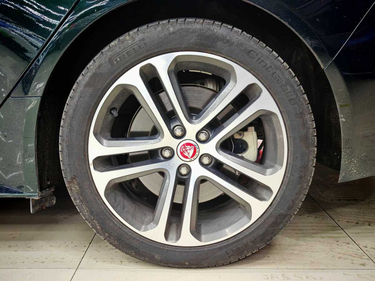 捷豹 XEL  2023款 2.0T 250PS R-DYNAMIC S進(jìn)取運(yùn)動(dòng)版圖片