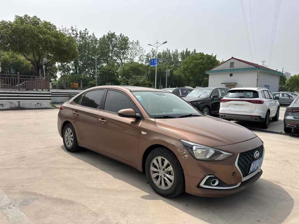 現(xiàn)代 悅動(dòng)  2017款 1.6L 自動(dòng)悅值版GLS圖片