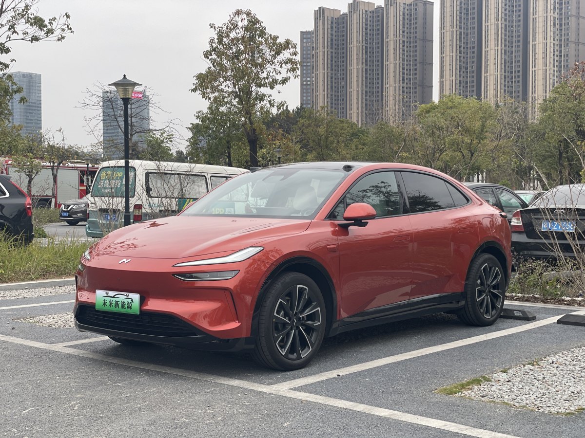 蔚來(lái) 樂(lè)道L60  2024款 60kwh 后驅(qū)版圖片