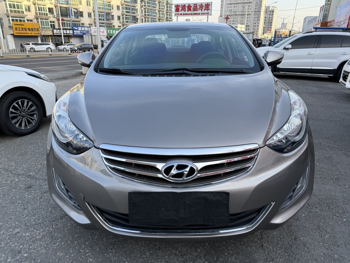 現(xiàn)代 朗動  2013款 1.6L 自動領(lǐng)先型圖片