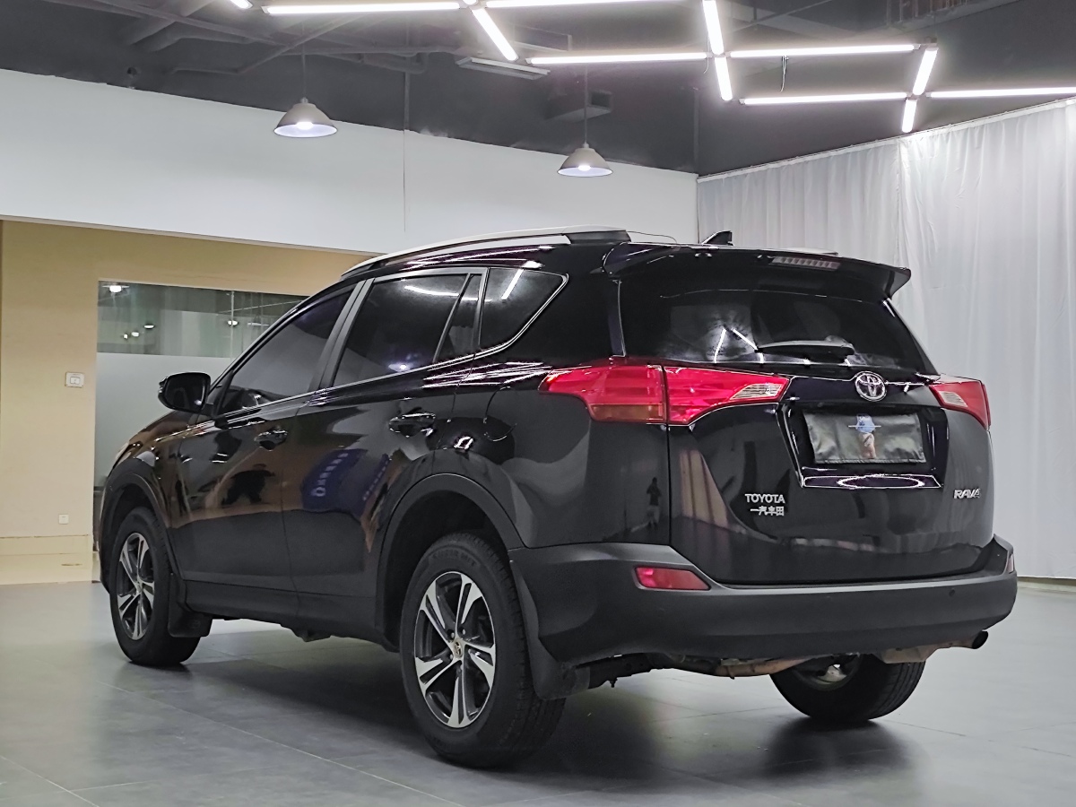 豐田 RAV4  2018款 榮放 2.0L CVT兩驅風尚版圖片