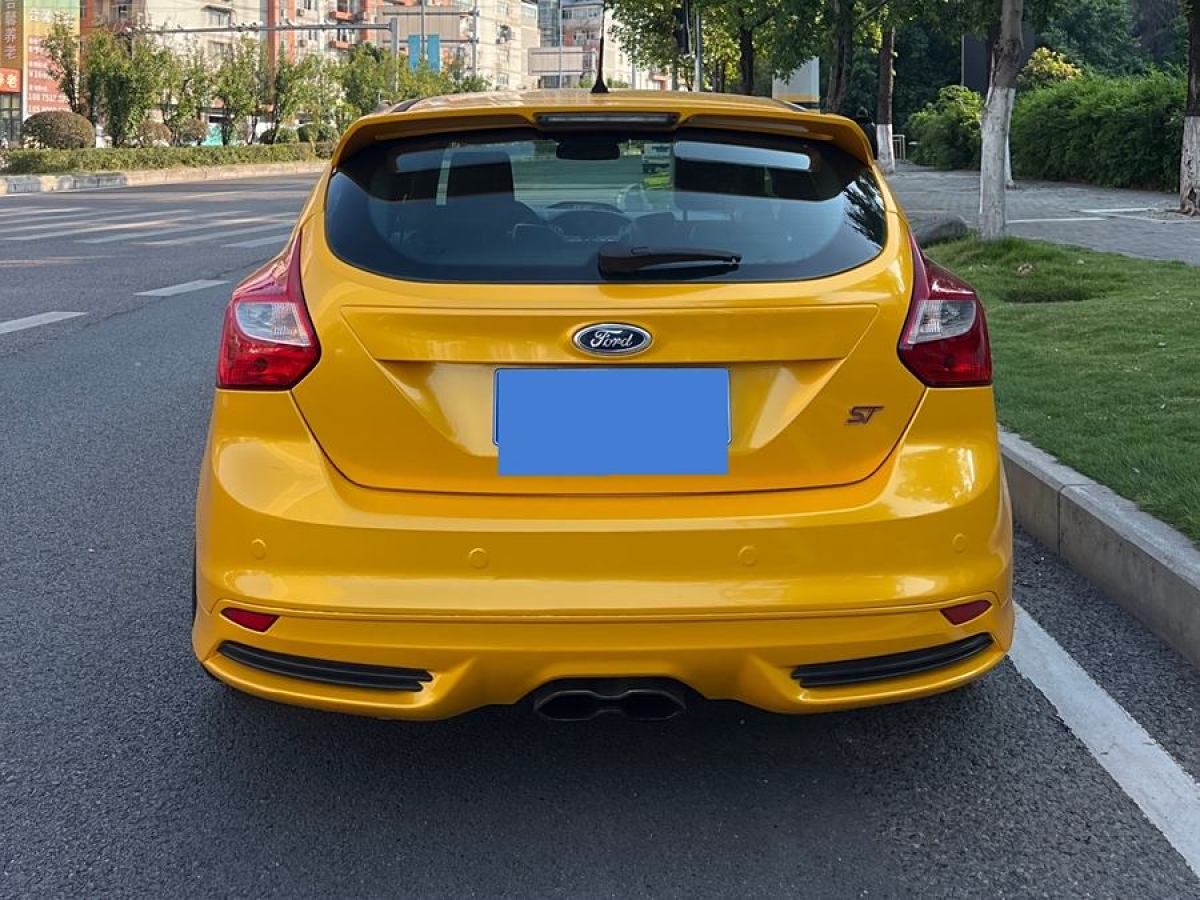 福特 ?？怂? 2013款 2.0T ST 橙色版圖片