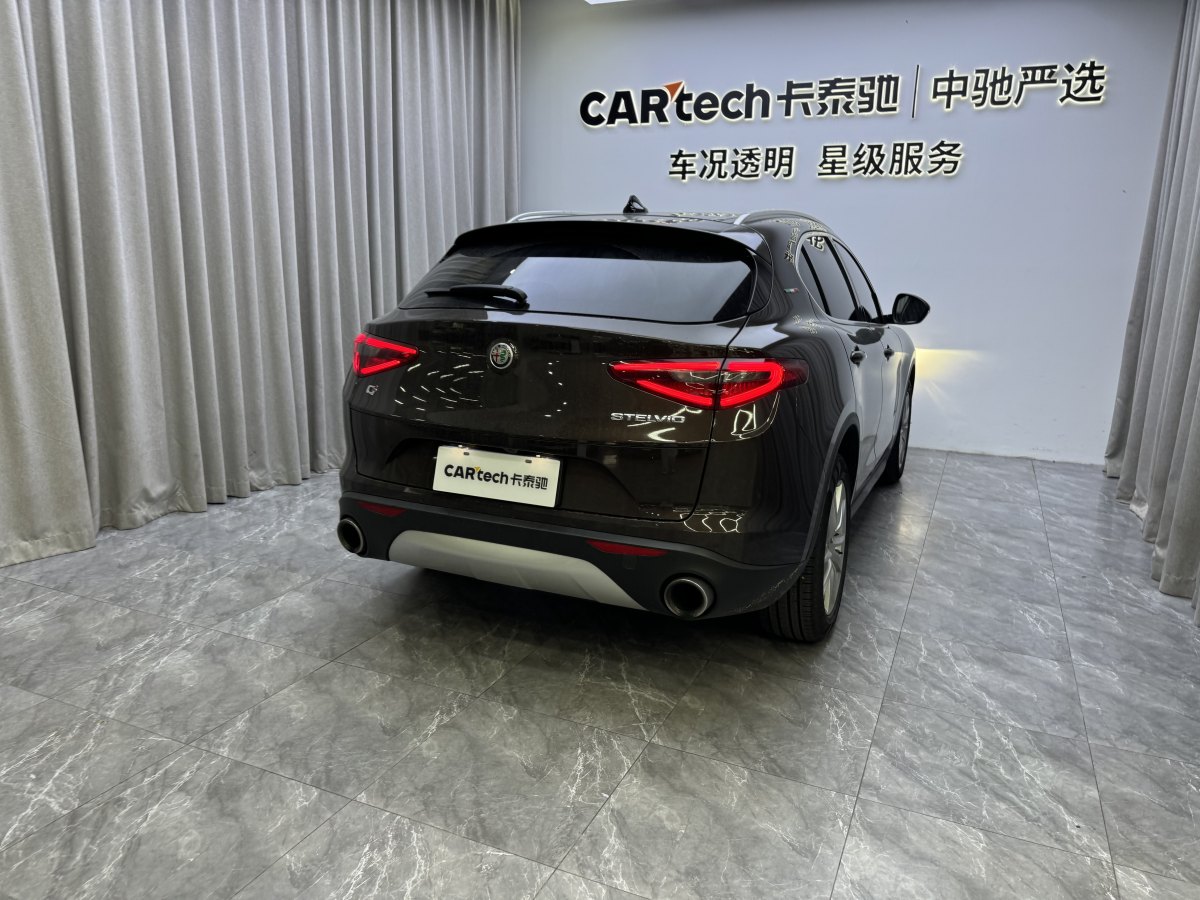 阿爾法·羅密歐 Stelvio  2017款 2.0T 200HP 豪華版圖片