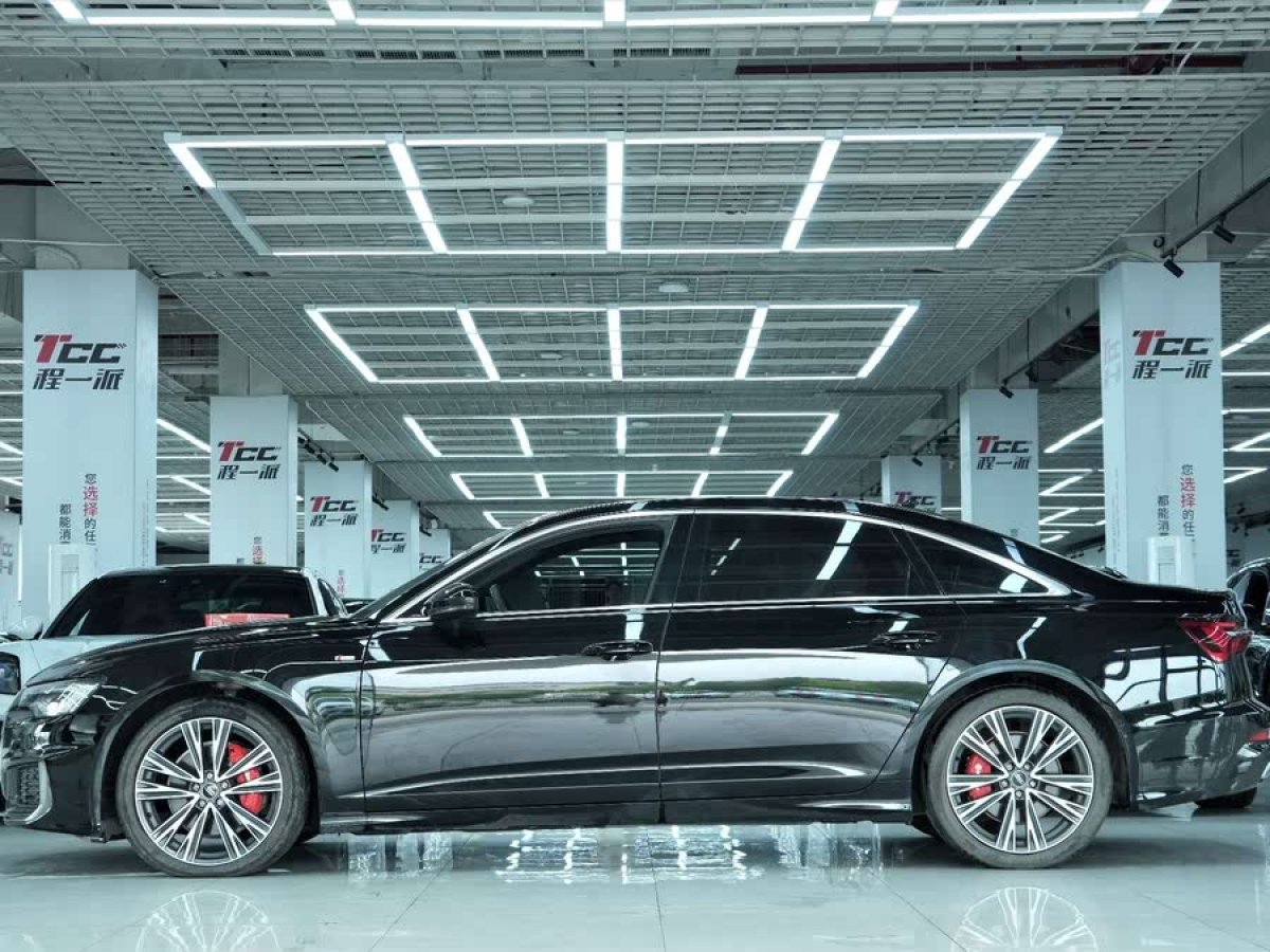 奧迪 奧迪A6L  2022款 45 TFSI 臻選動感型圖片