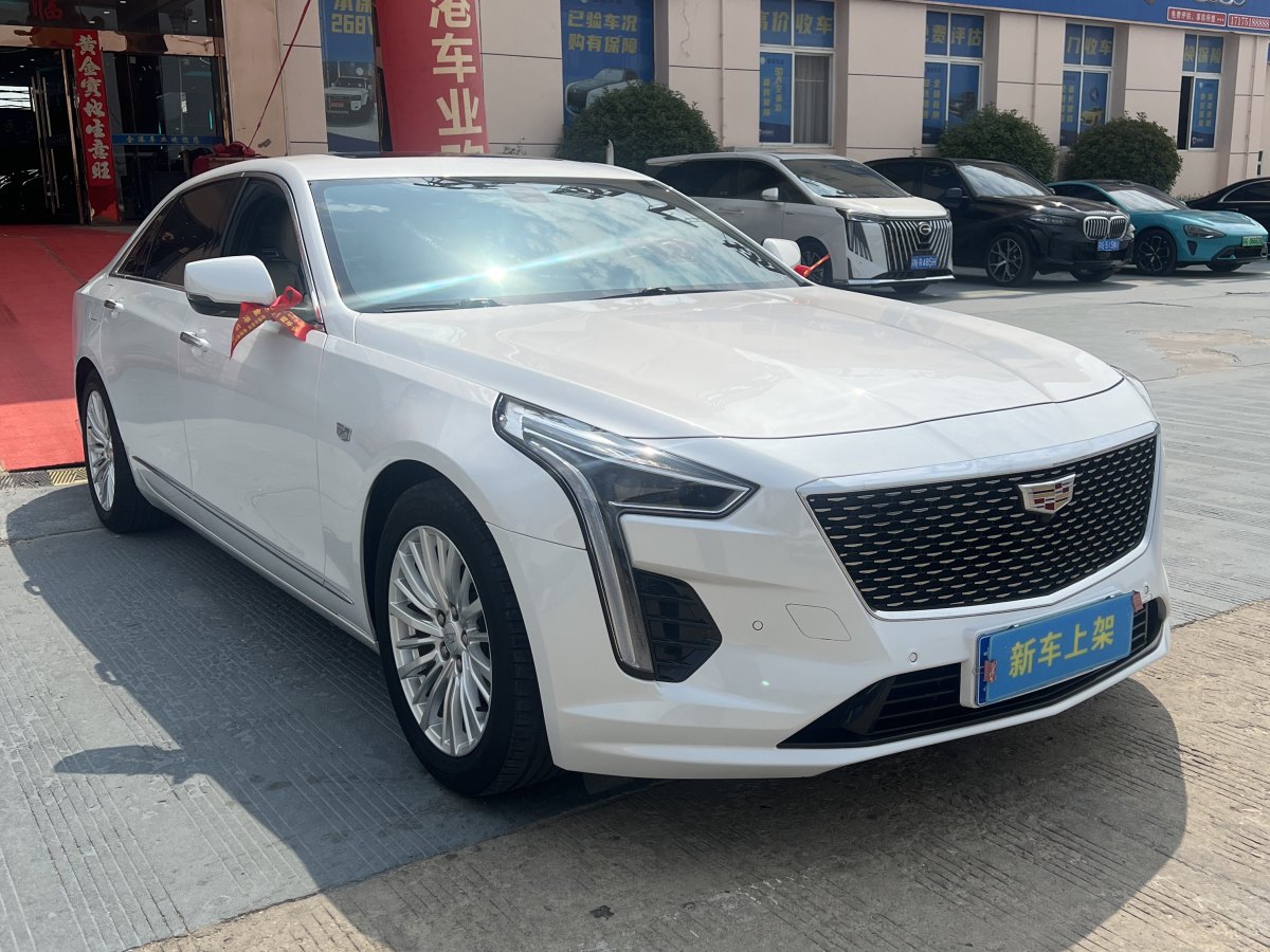 凱迪拉克 CT6  2019款 28T 時(shí)尚型圖片