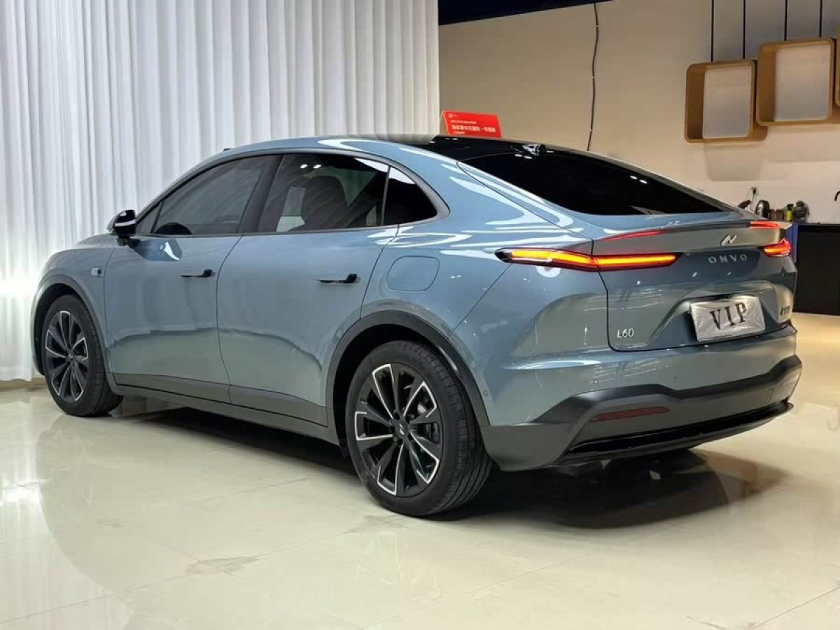 蔚來(lái) 樂(lè)道L60  2024款 60kwh 后驅(qū)版圖片