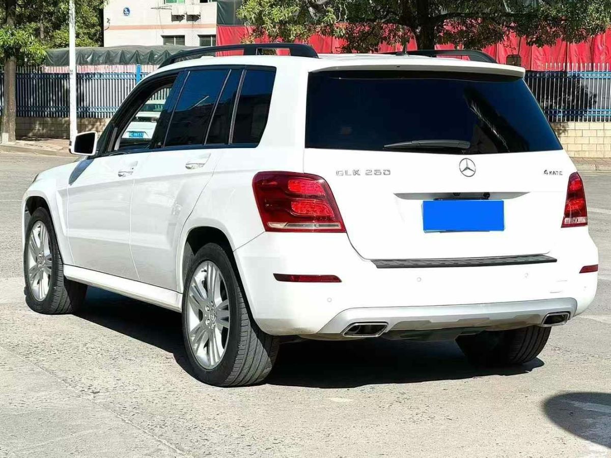 奔馳 奔馳GLK級(jí)  2014款 GLK 260 4MATIC 動(dòng)感型圖片