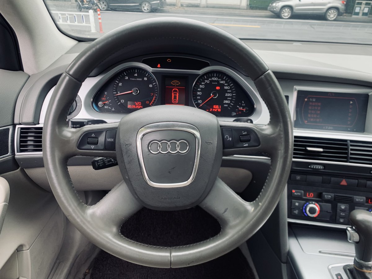 2009年5月奧迪 奧迪A6L  2011款 A6L 2.0TFSI 標準型