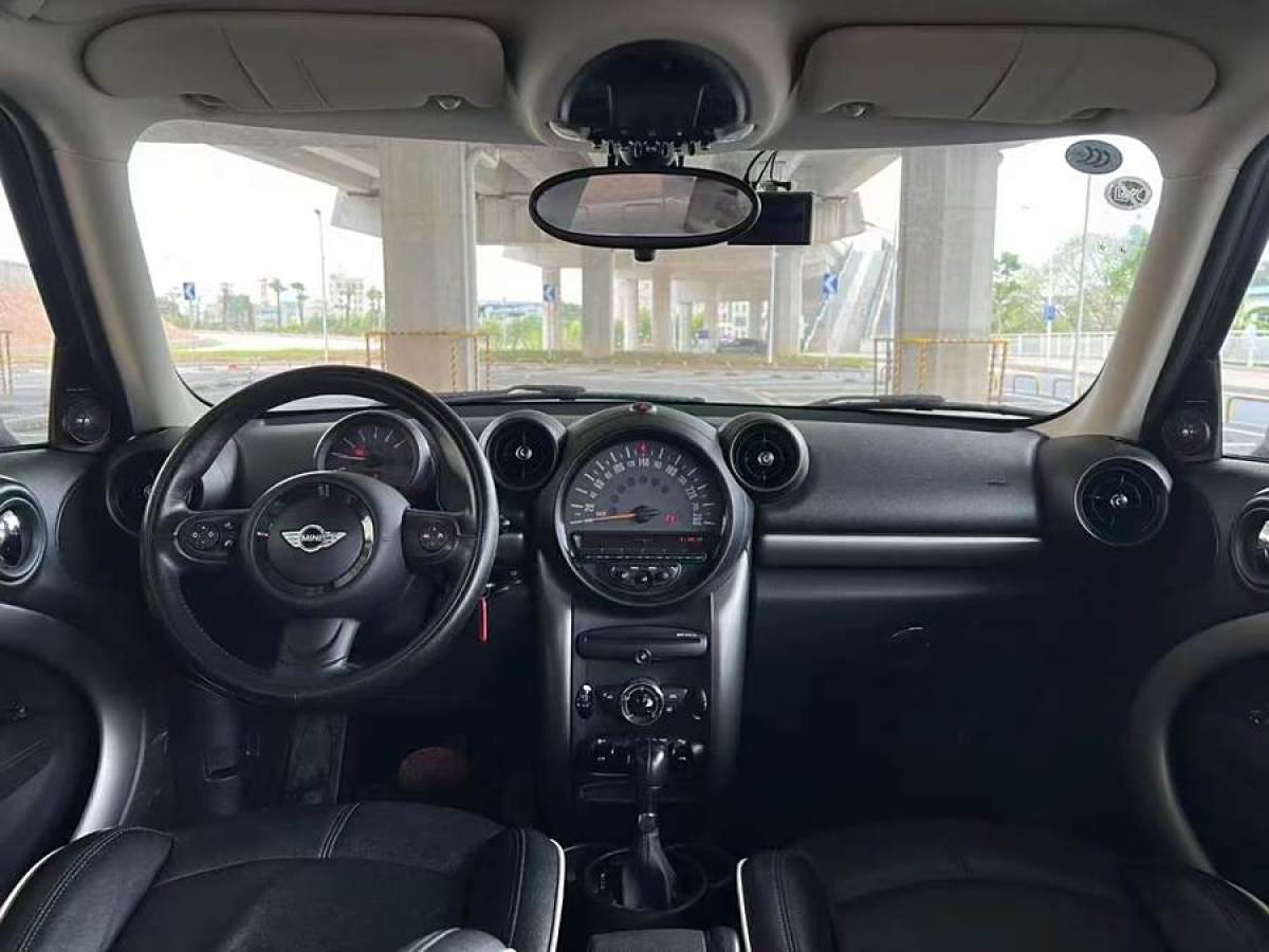 MINI COUNTRYMAN  2016款 1.6T COOPER S ALL4 裝備控圖片