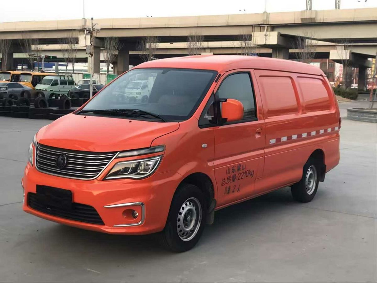 東風(fēng)風(fēng)行 菱智  2023款 M5L 1.6L  營運(yùn)版 7座圖片