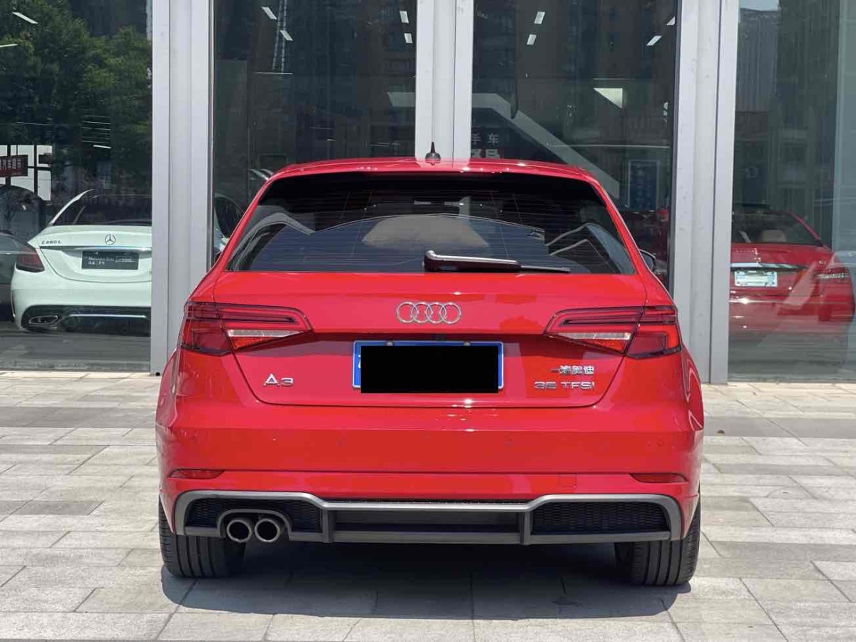 2020年4月奧迪 奧迪A3  2019款 Sportback 35 TFSI 時(shí)尚型 國VI