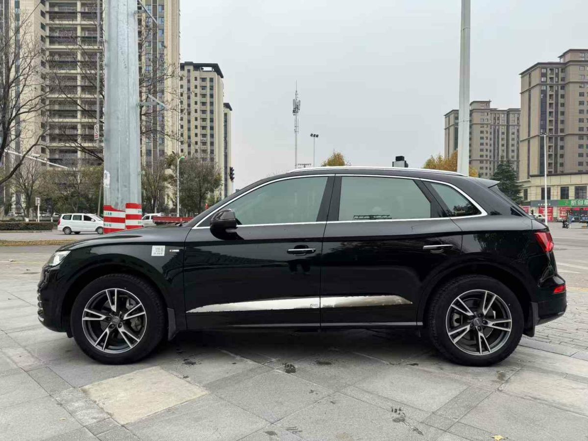 奧迪 奧迪Q3  2019款  35 TFSI 時尚動感型圖片