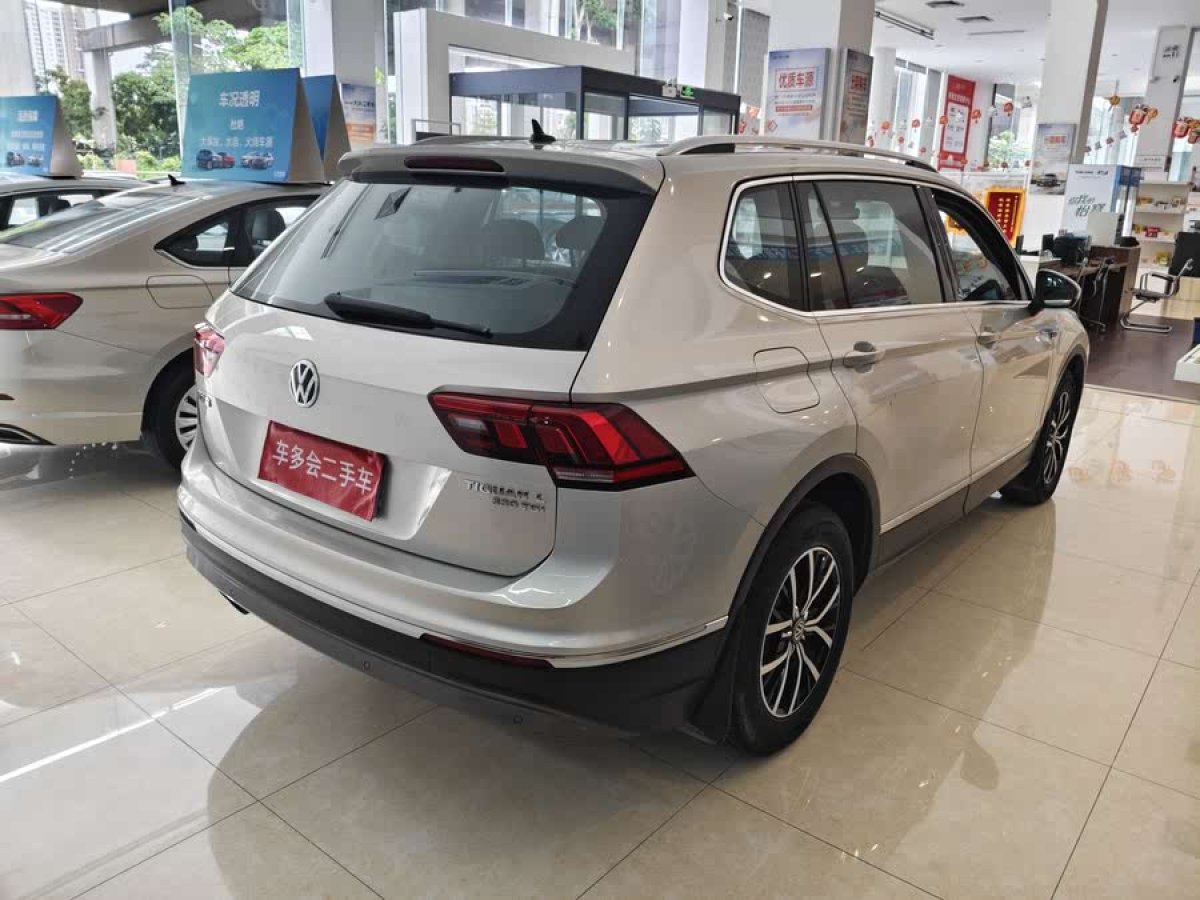 大眾 途觀L  2017款 330TSI 自動兩驅(qū)豪華版圖片