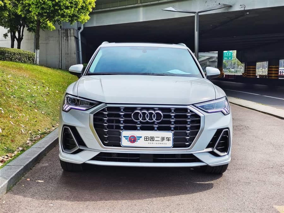 奧迪 奧迪Q3  2022款 40 TFSI 時(shí)尚動感型圖片