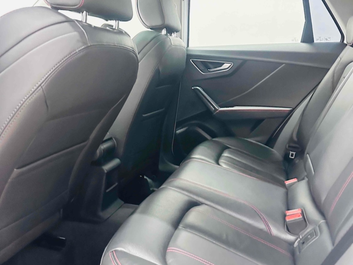 奧迪 奧迪Q2L  2022款 35 TFSI 進(jìn)取動(dòng)感型圖片