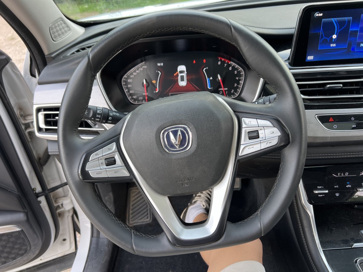 長(zhǎng)安 CS75  2019款  280T DCT百萬版 國(guó)VI圖片